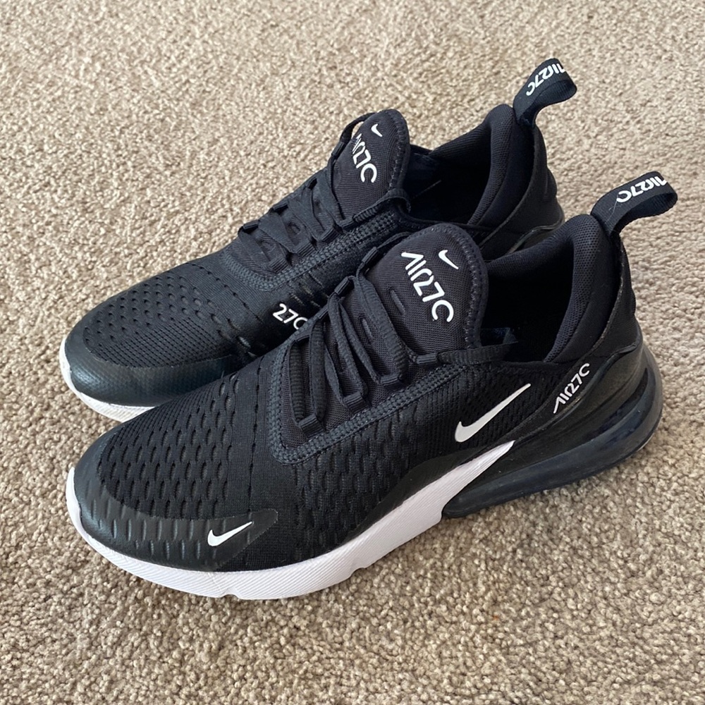 Women’s Nike Air 270